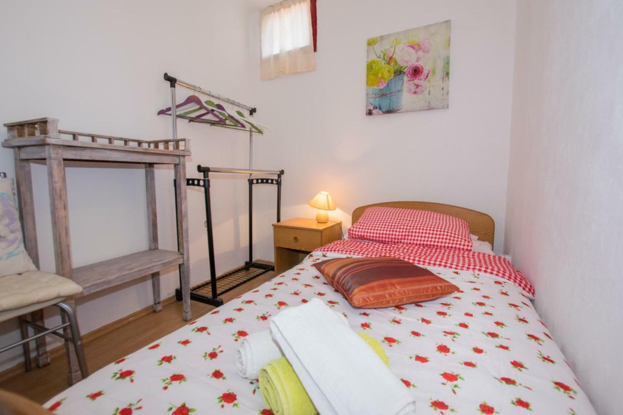 Beautiful Rustical Apt Ana In The Heart Of Rovinj Dış mekan fotoğraf