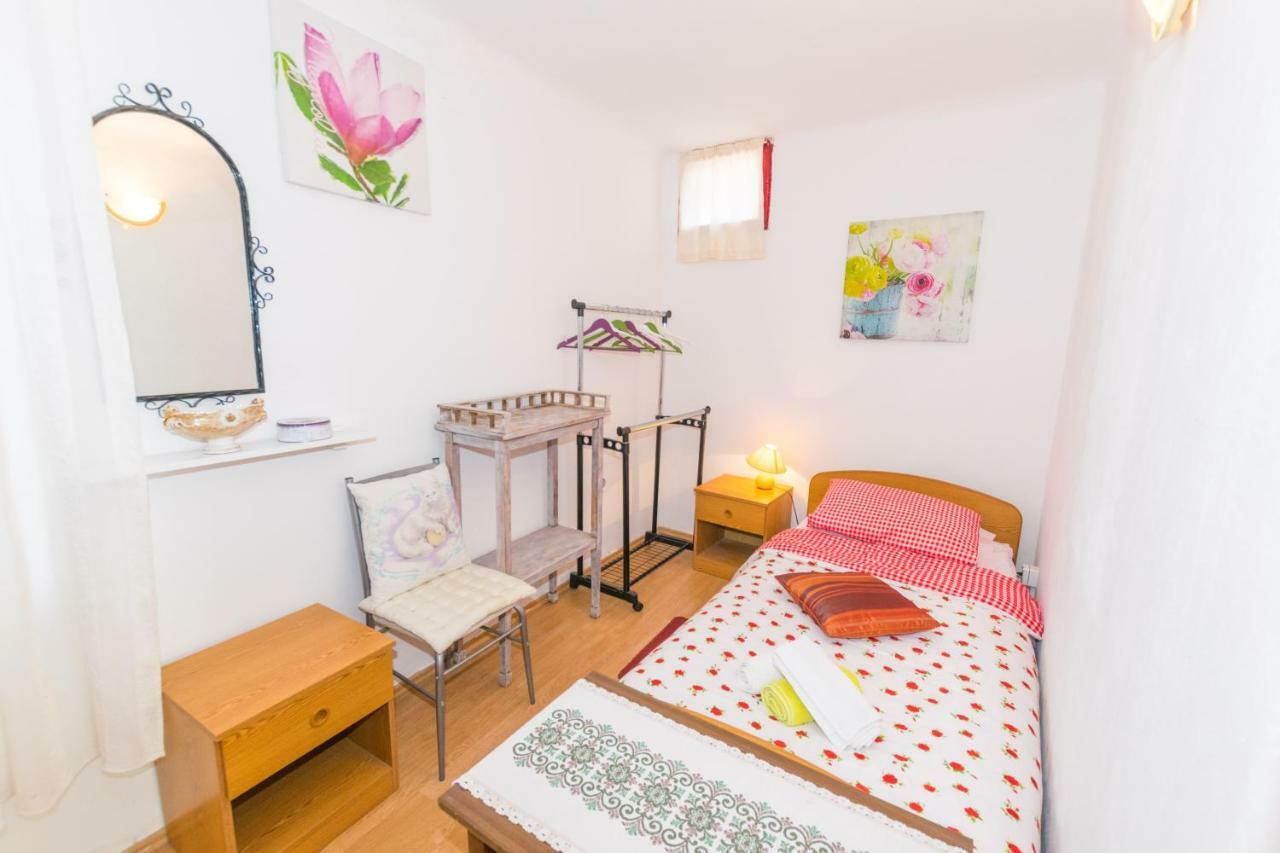 Beautiful Rustical Apt Ana In The Heart Of Rovinj Dış mekan fotoğraf