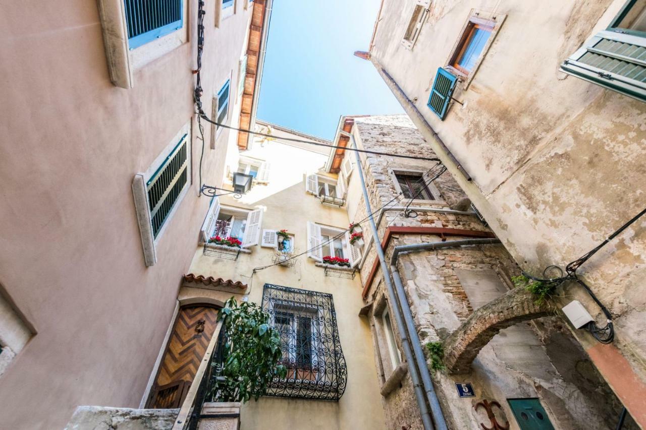 Beautiful Rustical Apt Ana In The Heart Of Rovinj Dış mekan fotoğraf